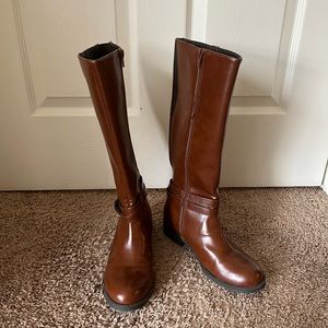 BRAND NEW high boots ✨🤍